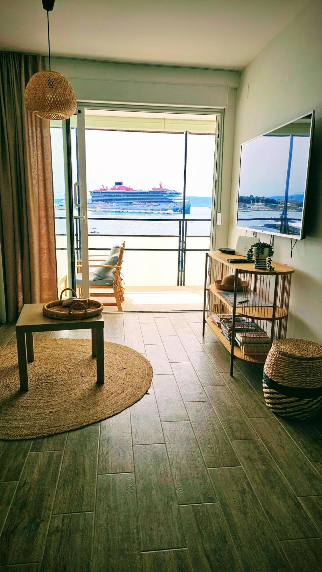 ספליט Sun And Sea Deluxe Apartments מראה חיצוני תמונה